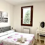 Comfyspot Rosia