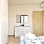 Апартаменты Comfyspot *